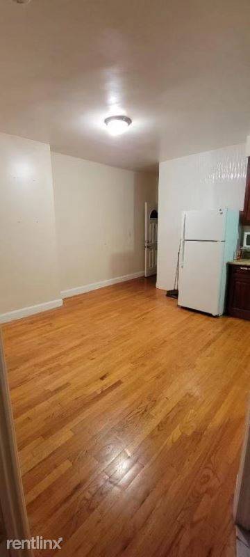 Main picture of 6312 24th Ave