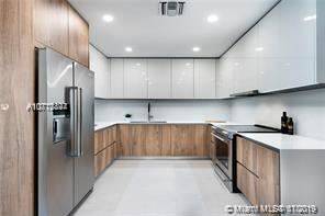 Main picture of 426 Madeira Ave