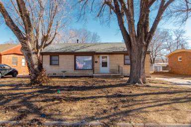 Main picture of 1120 N Derby Ave