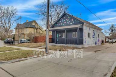 Main picture of 3024 W 22nd Ave
