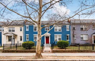 Main picture of 1621 F St NE