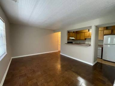 Main picture of 222 N Haworth Ave