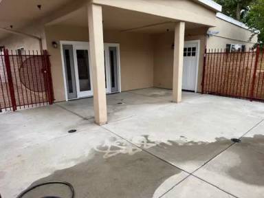 Main picture of 15241 Rinaldi St