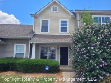 Main picture of 72 John Sevier Ave