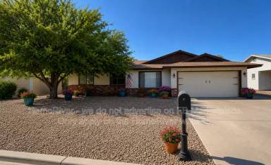 Main picture of 2143 E Sesame St