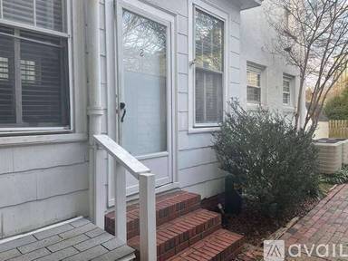 Main picture of 367 Middle St