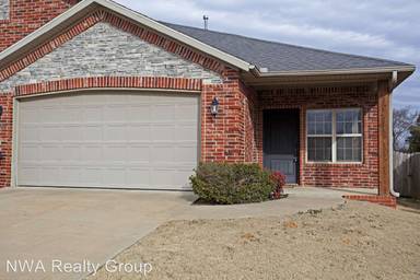 Main picture of 4902 SW Fieldstone Blvd