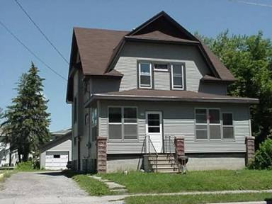Main picture of 824 Scott Ave