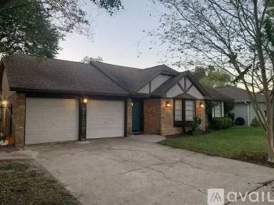 Main picture of 6318 Leaf Arbor Dr