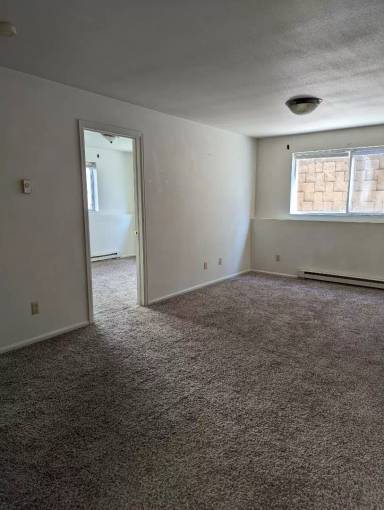 Main picture of 1670 N 5th St