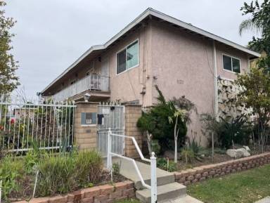 Main picture of 1120 Olive Ave