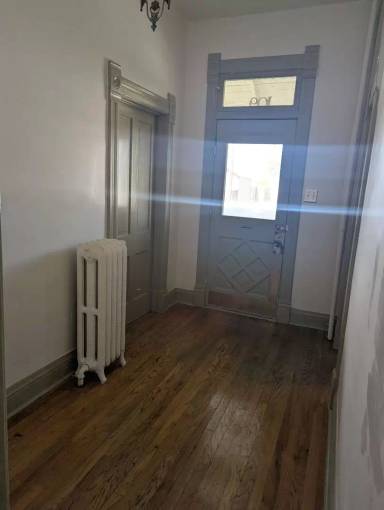 Main picture of 109 Sherman St