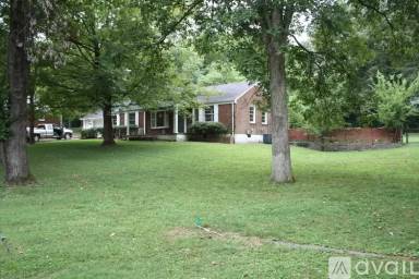 Main picture of 1616 Peerman Dr