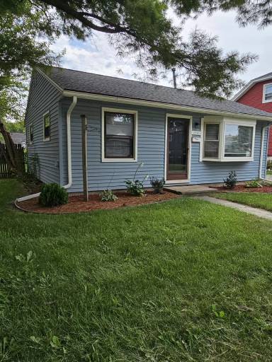 Main picture of 1436 E Cambourne St
