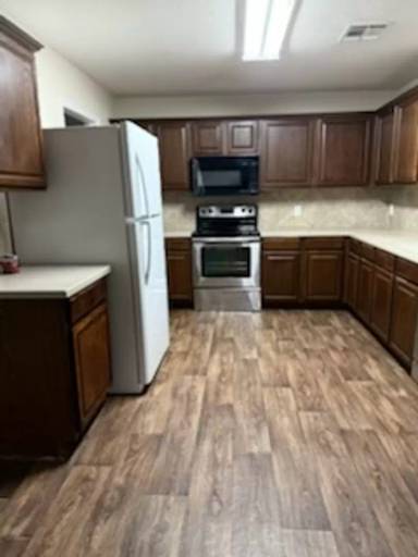 Main picture of 2201 Riley Dr