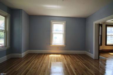 Main picture of 32 Mansfield St