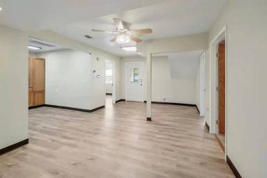 Main picture of 102 East 52nd Street - Yellow Team - A