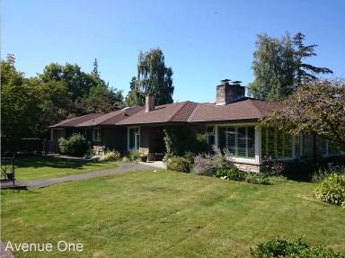 Main picture of 6502 NE 61st St