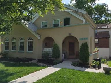 Main picture of 3382 Morrison Ave