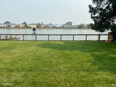 Main picture of 3335 Los Prados St