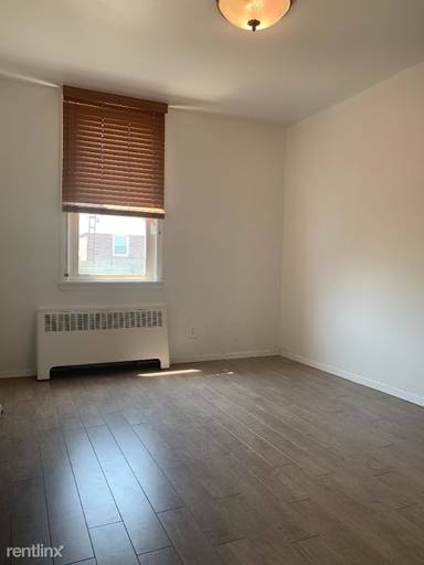 Main picture of 1312 130th St