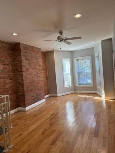 Main picture of 2831 11th St NW