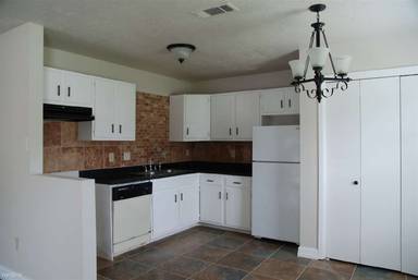 Main picture of 3300 Longleaf Cir