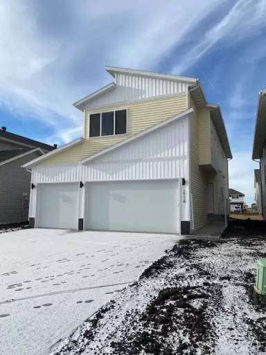 Main picture of 2710 10th St W
