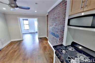 Main picture of 44 Avenue B