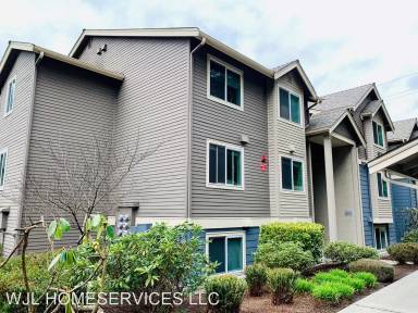 Main picture of 19410 Bothell Way NE