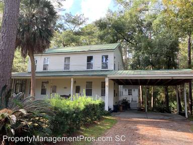 Main picture of 30 Vinel Ln