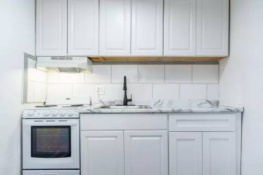 Main picture of 3617 Garrett Rd