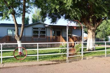 Main picture of 355 E 1/2 St N