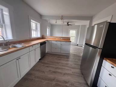 Main picture of 16-20 State St