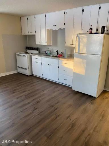 Main picture of 109 14th St NW