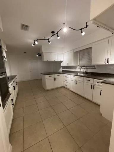 Main picture of 10510 W Hidden Lake Ln