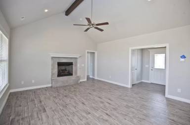 Main picture of 1000 Taylor Ln