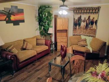 Main picture of 5070 Fenwood Dr