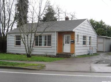 Main picture of 621 NW Kings Blvd