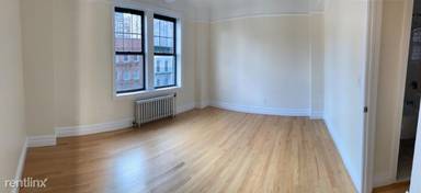 Main picture of 113 E 92nd St