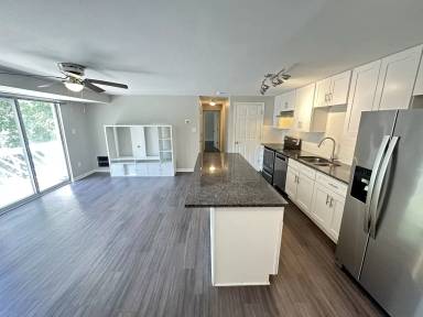 Main picture of 9531 Shannon Green Dr