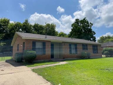 Main picture of 4142 Strathmore Dr