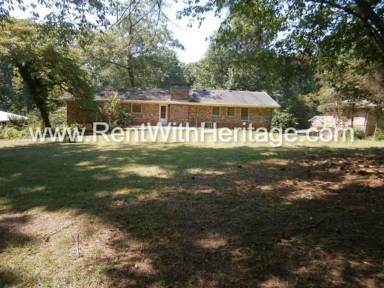 Main picture of 5516 Woodland Dr