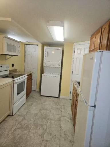 Main picture of 920 Fox Chase Rd