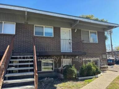 Main picture of 752 N Irving St