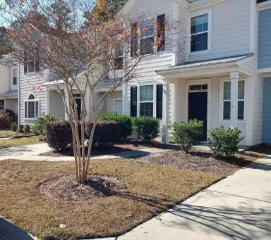 Main picture of 112 Plumgrass St