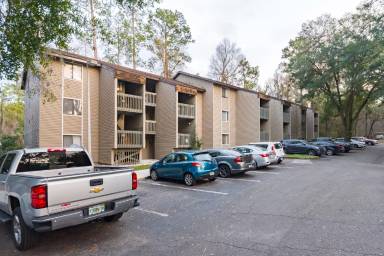 Main picture of 111 SE 16th Ave