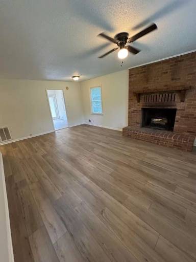 Main picture of 133 Clint Ct