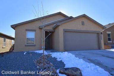 Main picture of 5840 Colfax Pl NE