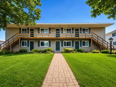 Main picture of 903 Genrich St